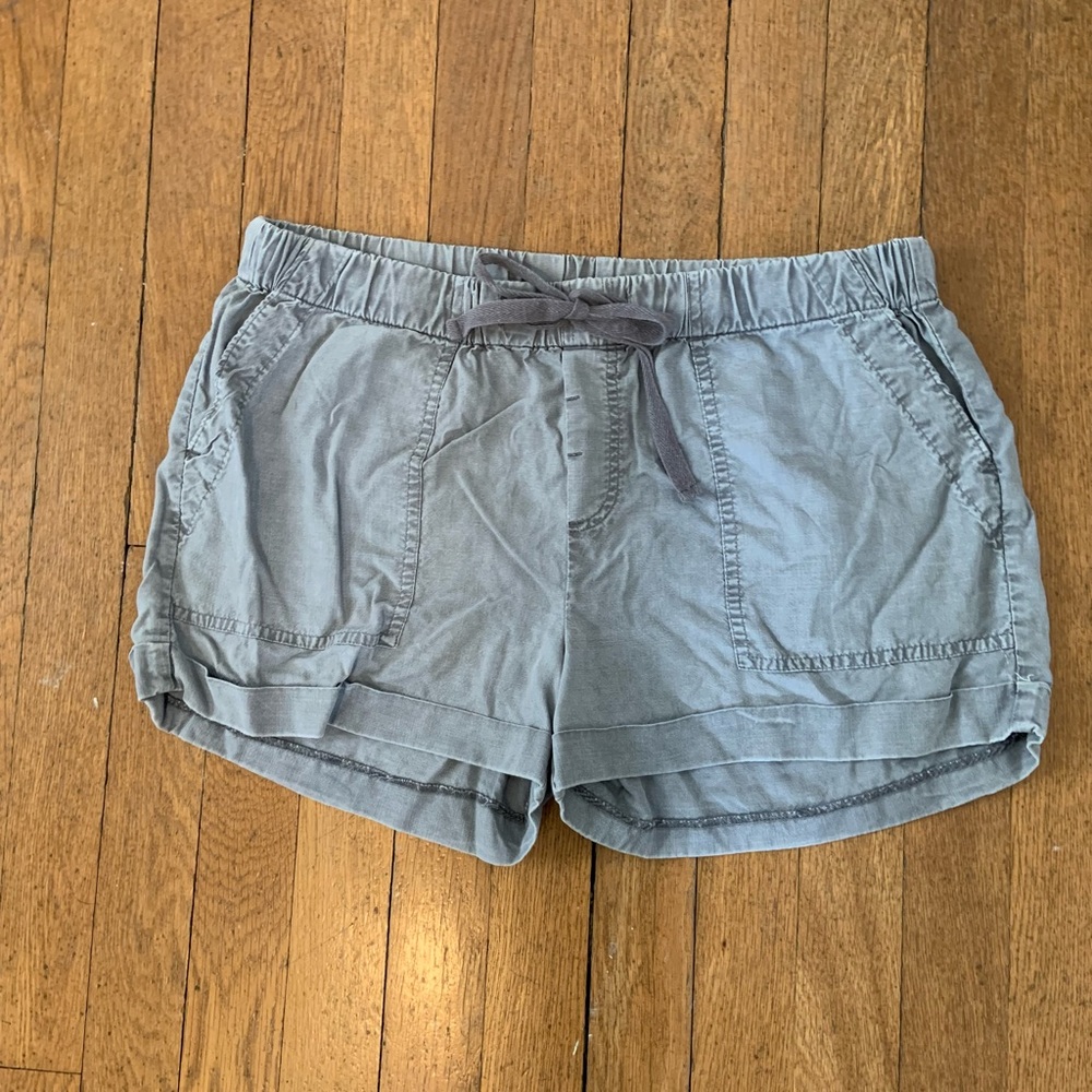Anthropologie Cloth and stone grey short